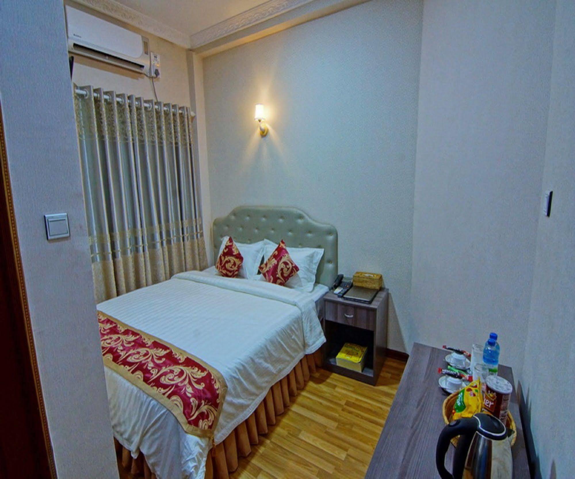 Tiger One Hotel 3*