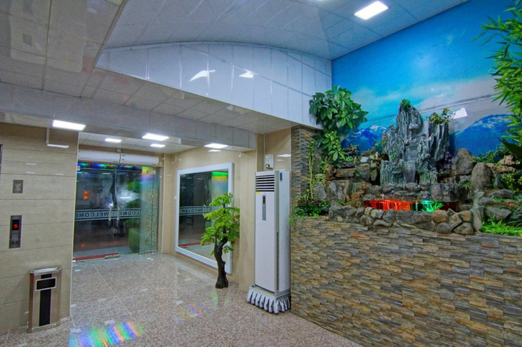 Hotel Tiger One