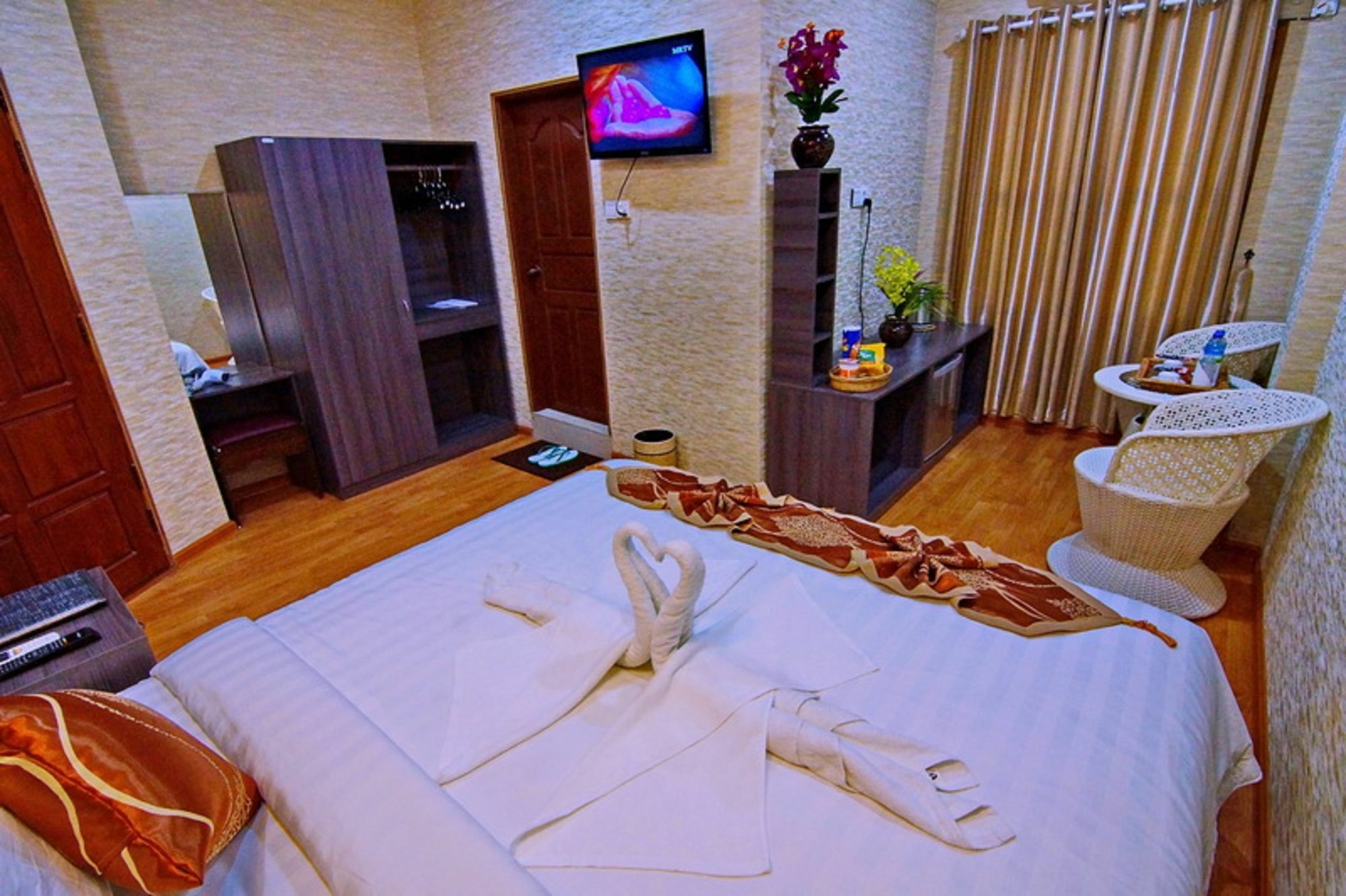 Tiger One Hotel 3*
